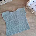 tee shirt bebe garcon en double gaze, boutonné dans le dos, manches courtes