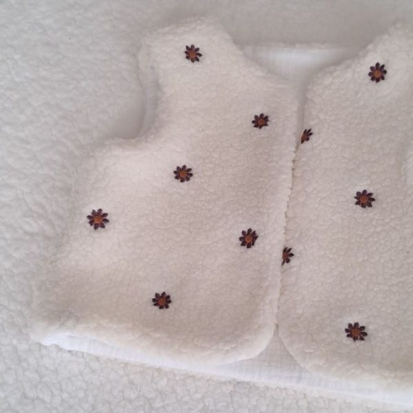 gilet sans manche bebe - gilet de berger en imitation fourrure de mouton aux fleurs brodées